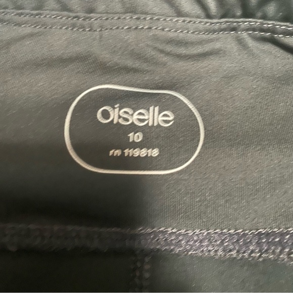 Oiselle running capris, navy, size 10. - Picture 6 of 8